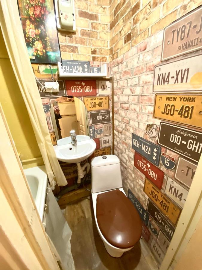 В Центрі Біля Ратуші Вулиця Площа Ринок 11 Lviv Bagian luar foto
